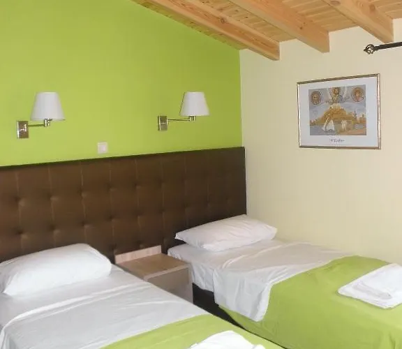 Отель Makedonia