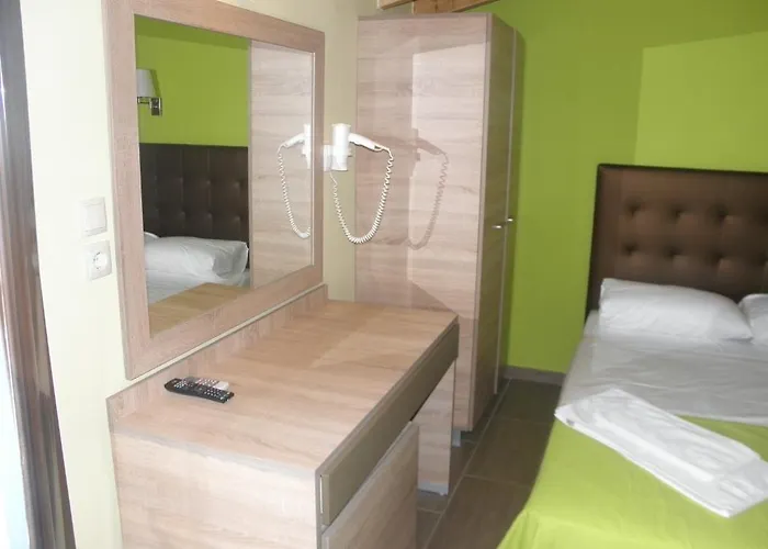 Makedonia Отель 2*